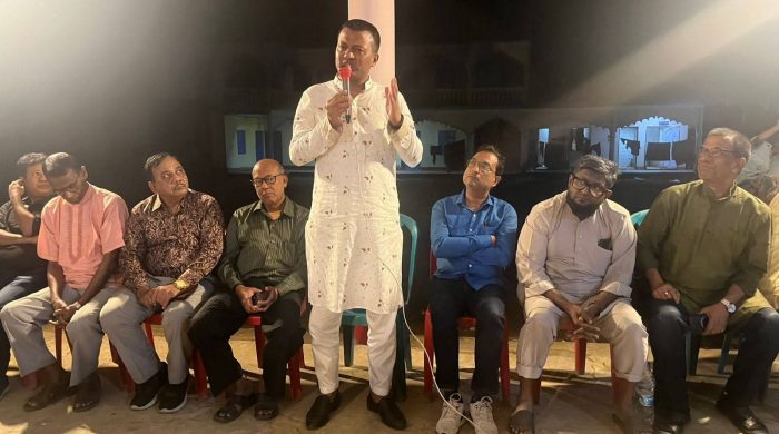 পটিয়ার হাবিলাসদ্বীপে মতবিনিময় সভায় শফিকুল ইসলাম  উন্নয়ন, ধর্মীয় ও সাম্প্রদায়িক সম্প্রীতি রক্ষায় ধানের শীষের বিকল্প নেই